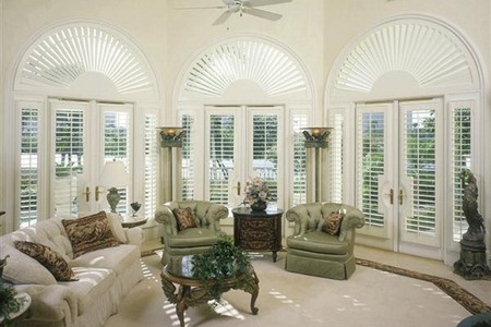 Enhance Your Home with Window Shutters: A Guide to Materials and Styles Thumbnail